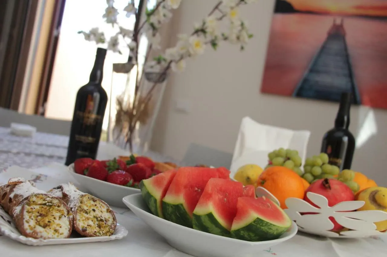 Holiday home Casa Vacanze Mirabile Marsala Italy